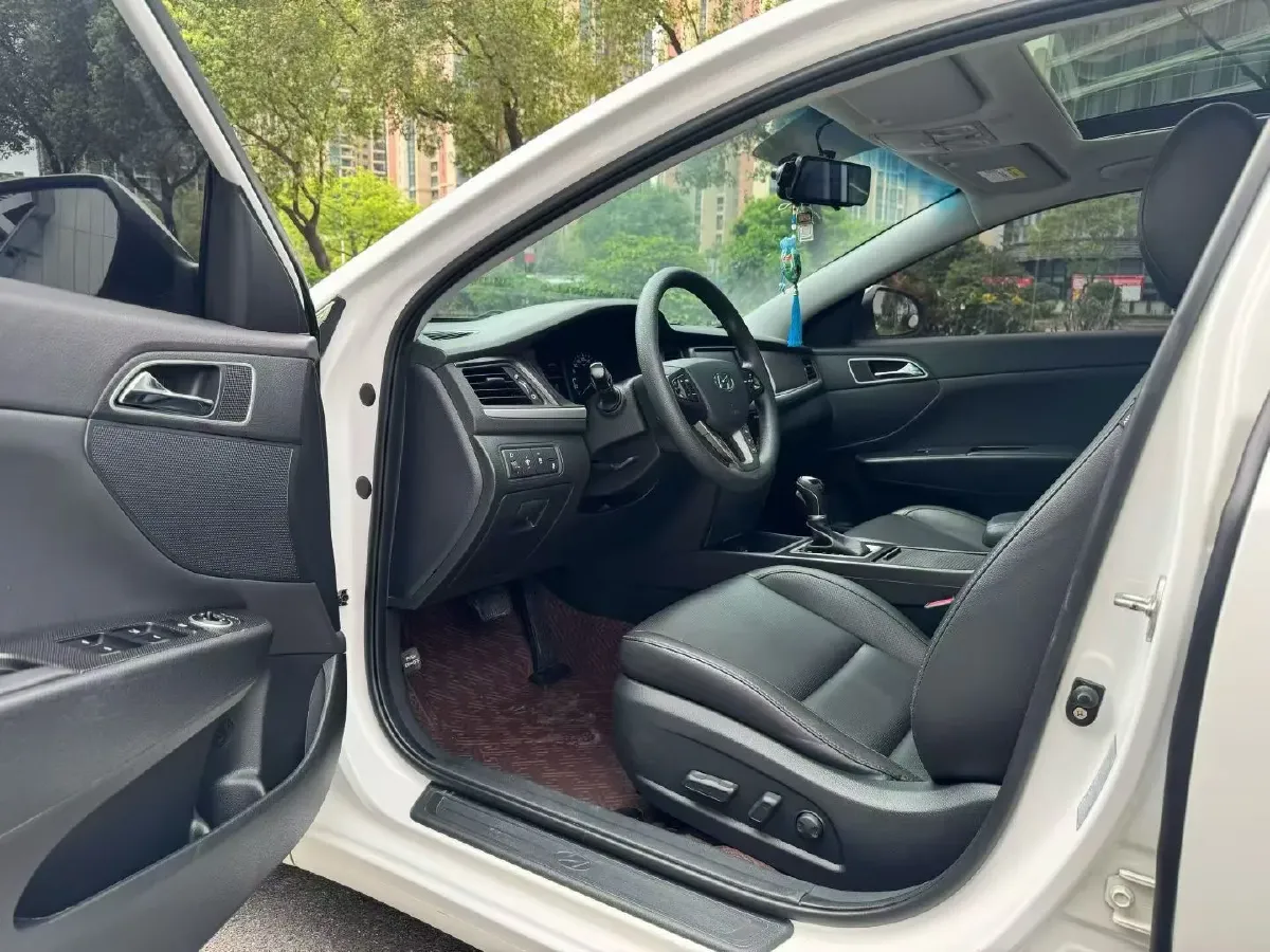 2017 Hyundai Mistra 1.8L 143HP L4 6AT,autocango,china used car exporter,china ev exporter,chinese used car exporter,chinese used ev exporter