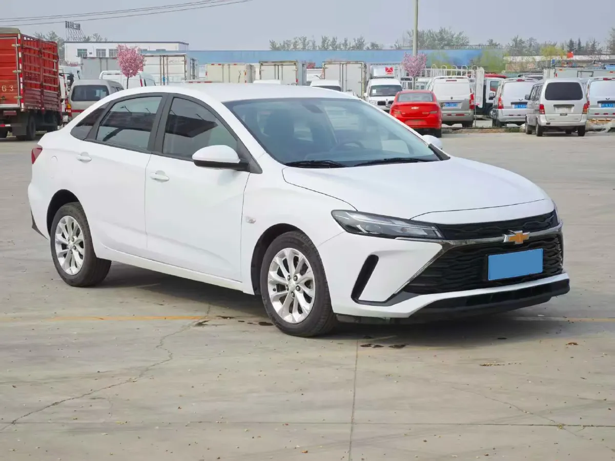 2022 Chevrolet Monza 1.5L 113HP L4 6AT,autocango,china used car exporter,china ev exporter,chinese used car exporter,chinese used ev exporter