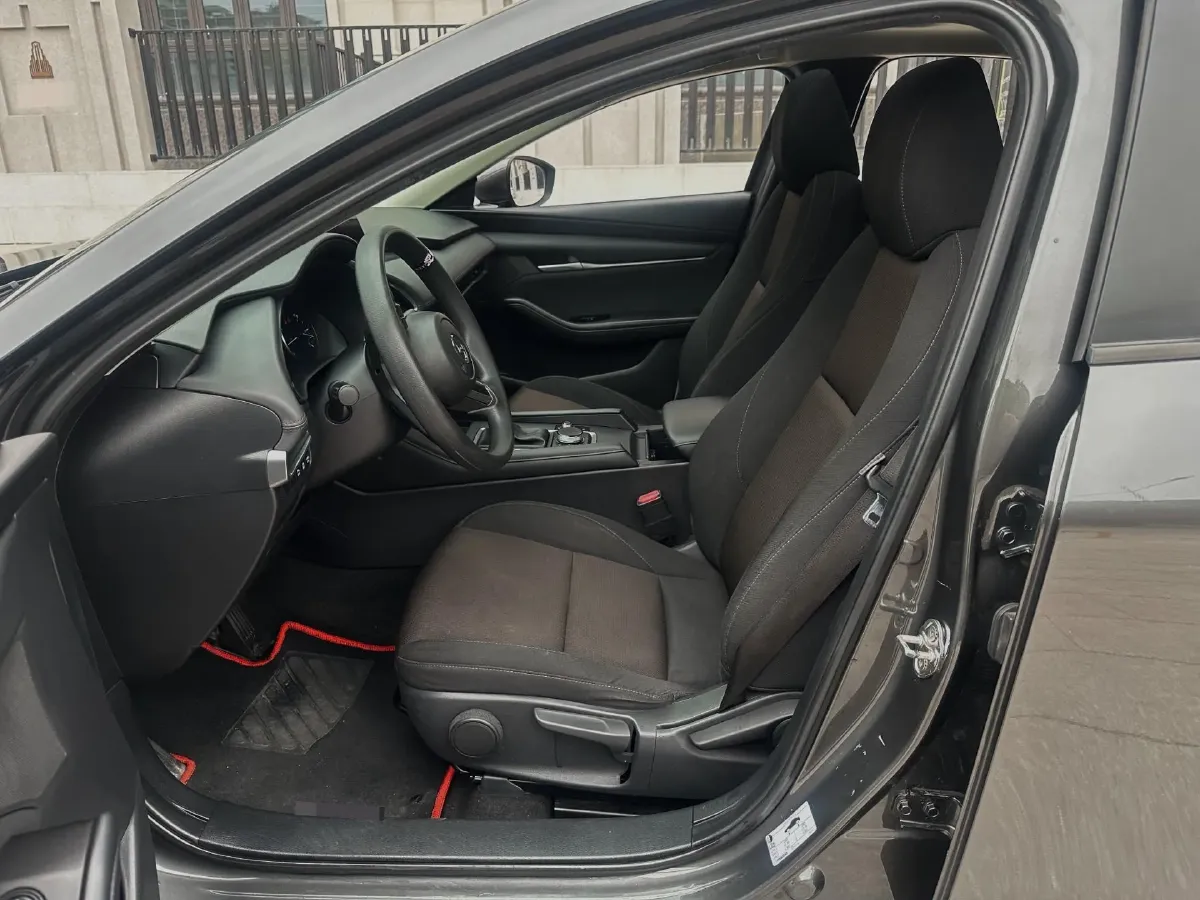2020 Mazda 3 Axela 1.5L 117HP L4 6AT,autocango,china used car exporter,china ev exporter,chinese used car exporter,chinese used ev exporter
