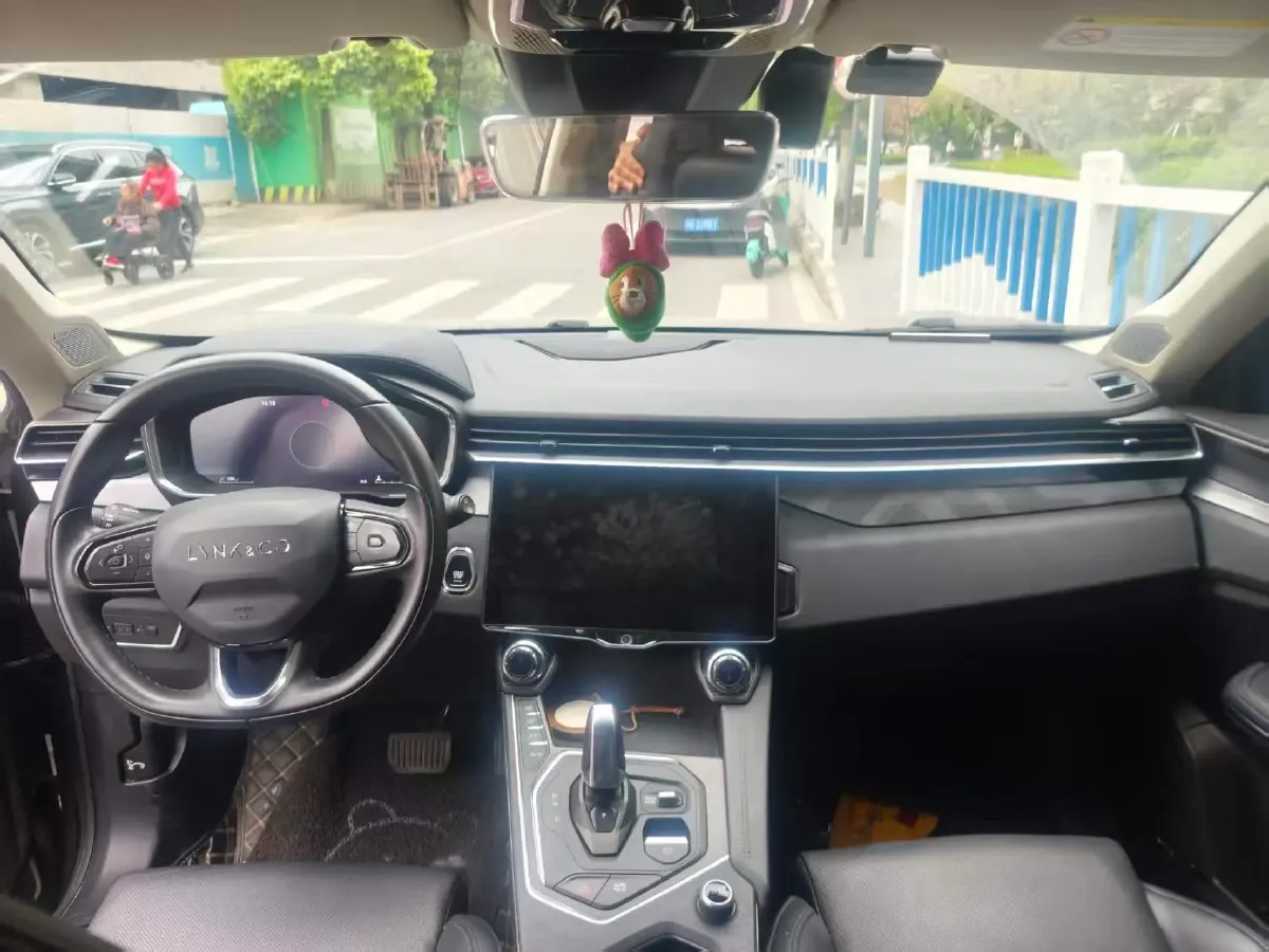 2021 LYNK&CO 01 2.0T 218HP L4 8AT,autocango,china used car exporter,china ev exporter,chinese used car exporter,chinese used ev exporter