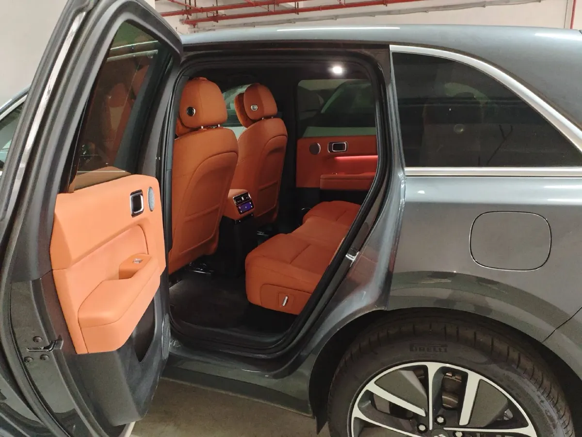 2024 Li L6 Range Extended 154HP L4 REEV 36.8KWH,autocango,china used car exporter,china ev exporter,chinese used car exporter,chinese used ev exporter