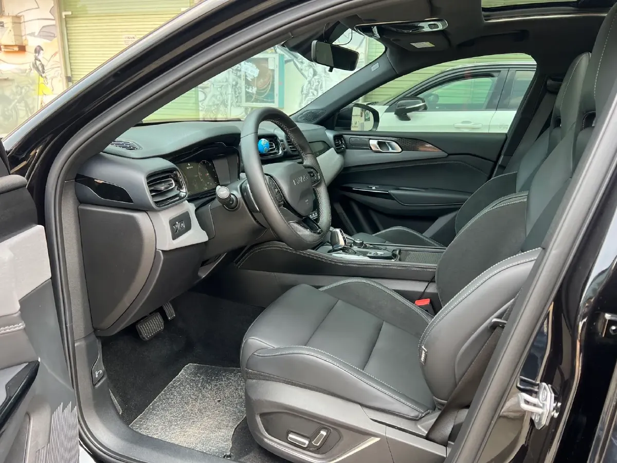 2022 LYNK&CO 03 2.0T 190HP L4 7DCT,autocango,china used car exporter,china ev exporter,chinese used car exporter,chinese used ev exporter