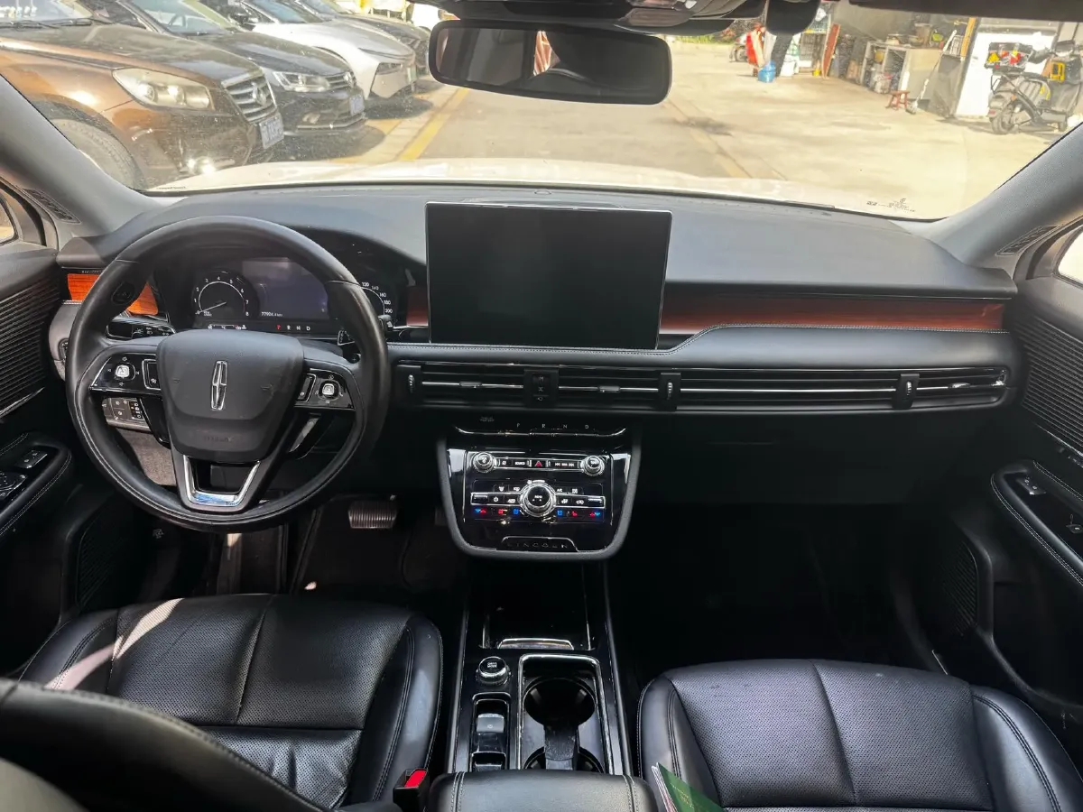 2021 Lincoln Corsair 2.0T 245HP L4 8AT,autocango,china used car exporter,china ev exporter,chinese used car exporter,chinese used ev exporter