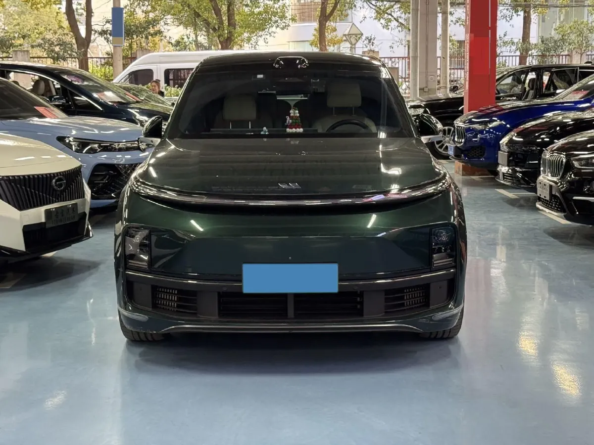 2022 Li L9 Range Extended 154HP REEV 42.6KWH,autocango,china used car exporter,china ev exporter,chinese used car exporter,chinese used ev exporter