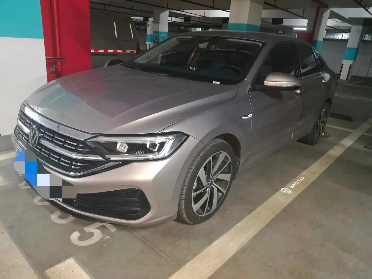 2023 Volkswagen Sagitar 1.5T 160HP L4 7DCT,autocango,china used car exporter,china ev exporter,chinese used car exporter,chinese used ev exporter