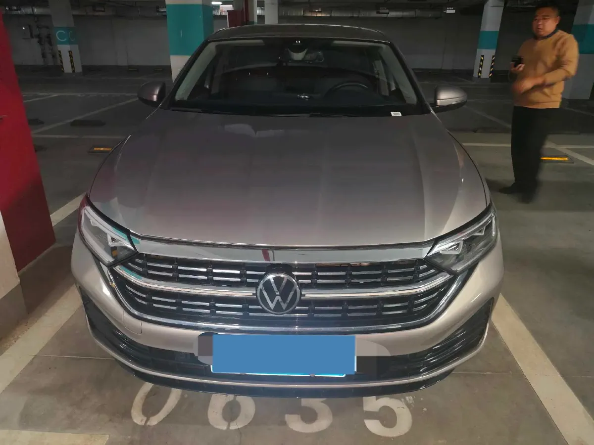 2023 Volkswagen Sagitar 1.5T 160HP L4 7DCT,autocango,china used car exporter,china ev exporter,chinese used car exporter,chinese used ev exporter