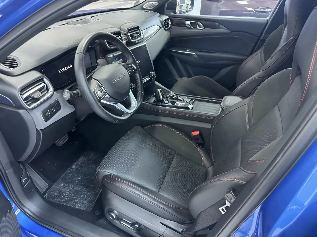 2019 LYNK&CO 01 2.0T 190HP L4 6AT,autocango,china used car exporter,china ev exporter,chinese used car exporter,chinese used ev exporter