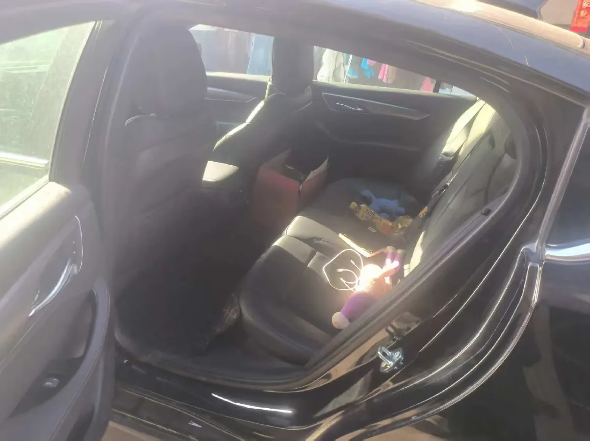 2024 Cadillac CT5 2.0T 237HP L4 10AT,autocango,china used car exporter,china ev exporter,chinese used car exporter,chinese used ev exporter