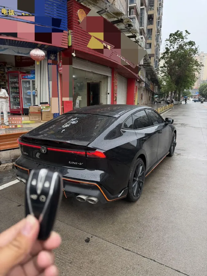 2022 ChangAn UNI-V 1.5T 188HP L4 7DCT,autocango,china used car exporter,china ev exporter,chinese used car exporter,chinese used ev exporter