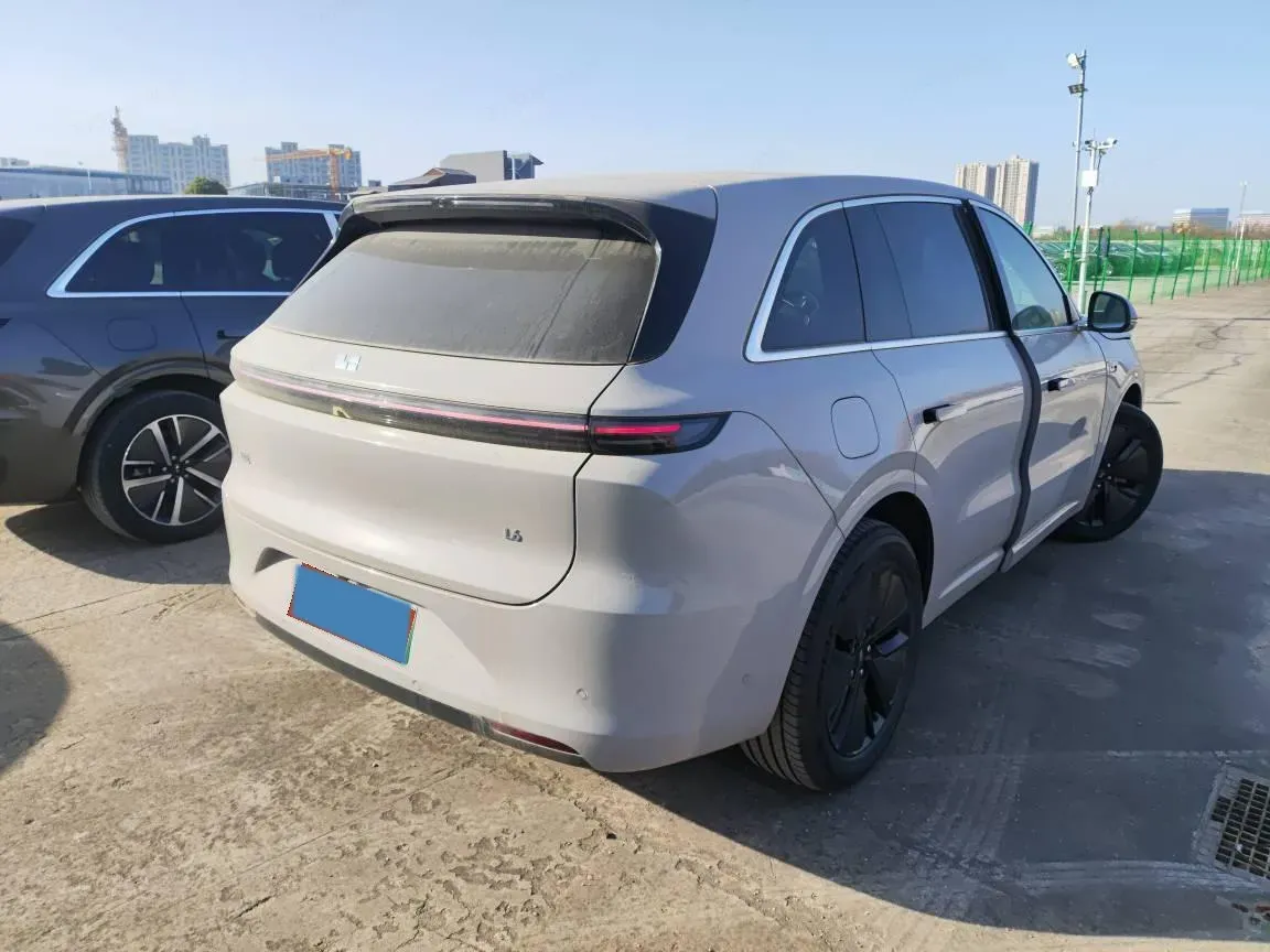 2024 Li L6 Range Extended 154HP L4 REEV 36.8KWH,autocango,china used car exporter,china ev exporter,chinese used car exporter,chinese used ev exporter