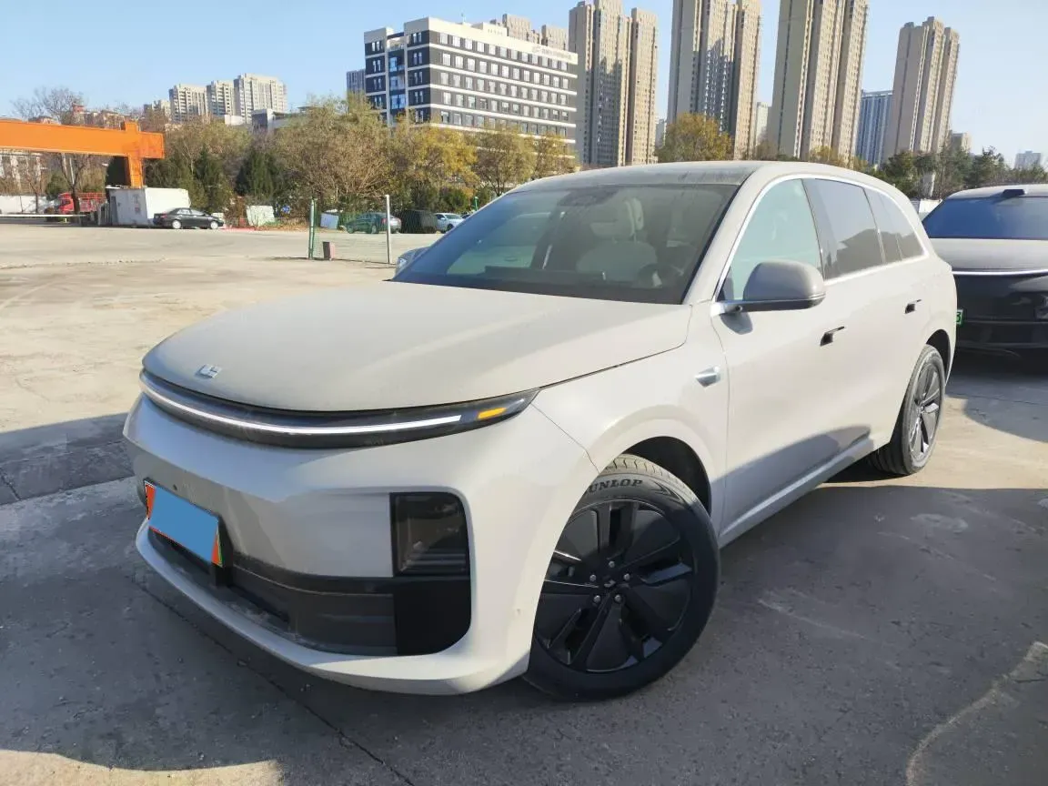 2024 Li L6 Range Extended 154HP L4 REEV 36.8KWH,autocango,china used car exporter,china ev exporter,chinese used car exporter,chinese used ev exporter