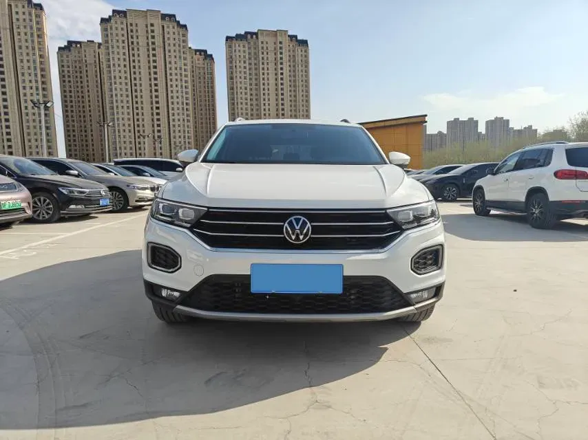 2022 Volkswagen T-Roc 1.4T 150HP L4 7DCT,autocango,china used car exporter,china ev exporter,chinese used car exporter,chinese used ev exporter