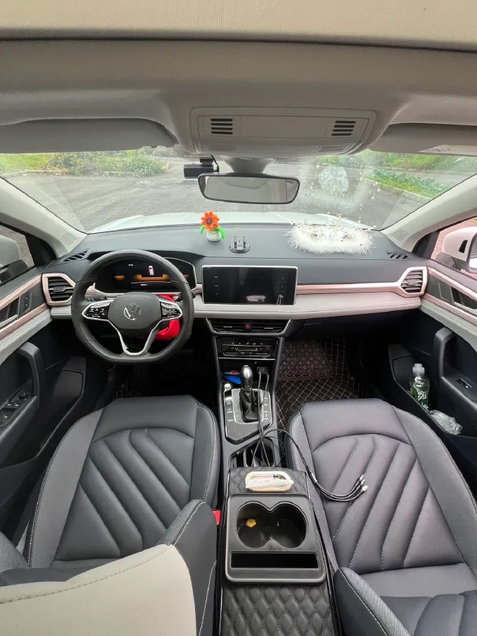 2023 Volkswagen Tharu 1.5T 160HP L4 7DCT,autocango,china used car exporter,china ev exporter,chinese used car exporter,chinese used ev exporter