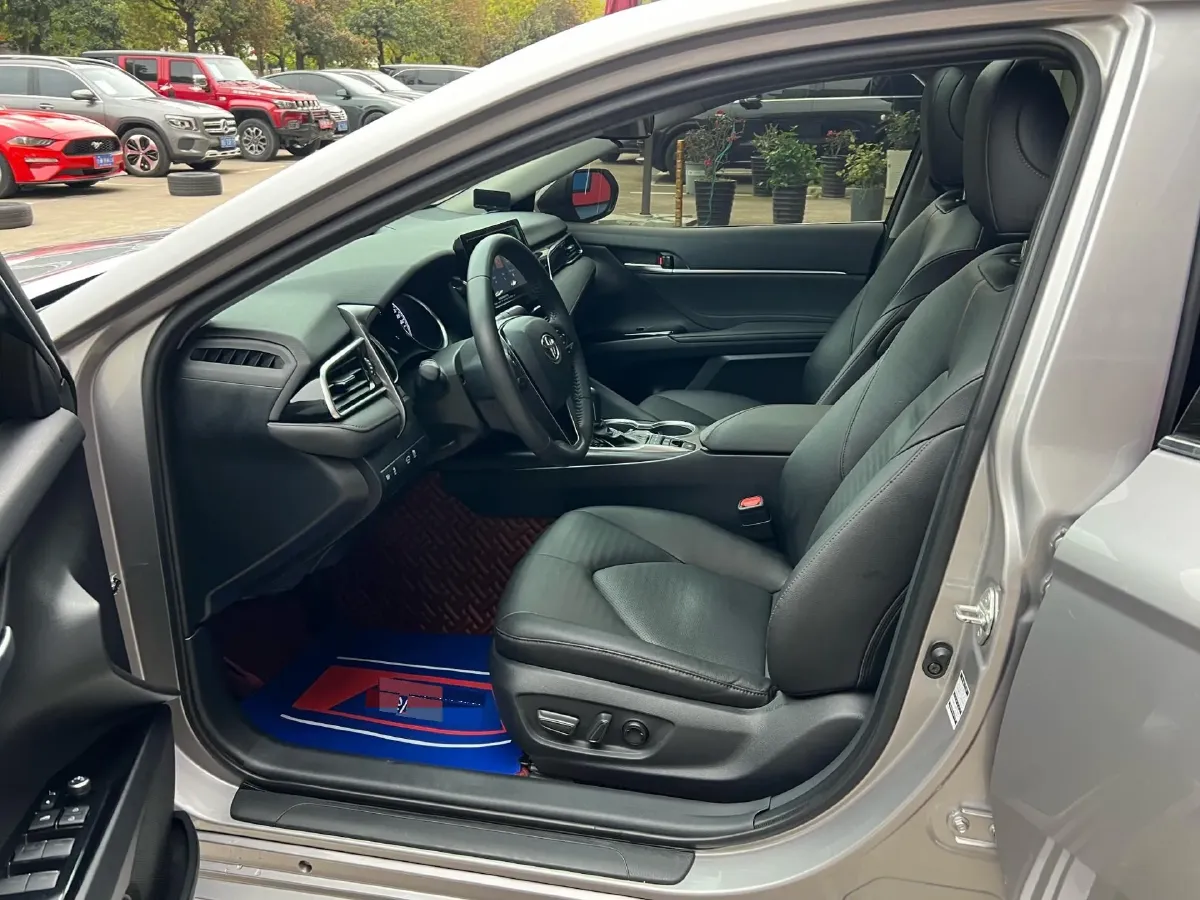 2021 Toyota Camry 2.5L 178HP L4 E-CVT Hybrid,autocango,china used car exporter,china ev exporter,chinese used car exporter,chinese used ev exporter