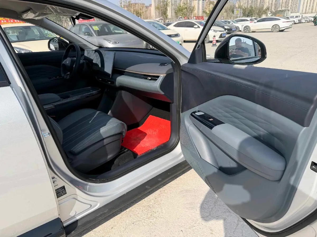 2026 ARCFOX T1 BEV,autocango,china used car exporter,china ev exporter,chinese used car exporter,chinese used ev exporter