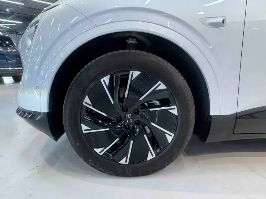 2024 Avatr 07 BEV 82.16KWH,autocango,china used car exporter,china ev exporter,chinese used car exporter,chinese used ev exporter