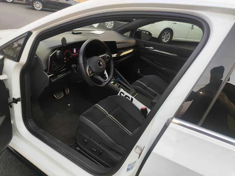 2023 Volkswagen Golf 1.4T 150HP L4 7DCT,autocango,china used car exporter,china ev exporter,chinese used car exporter,chinese used ev exporter