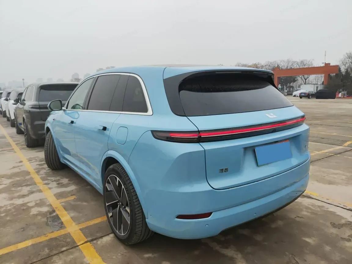 2025 Li L7 Range Extended 154HP REEV,autocango,china used car exporter,china ev exporter,chinese used car exporter,chinese used ev exporter