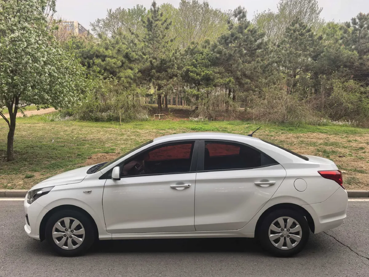 2017 Hyundai Reina 1.4L 95HP L4 5MT,autocango,china used car exporter,china ev exporter,chinese used car exporter,chinese used ev exporter
