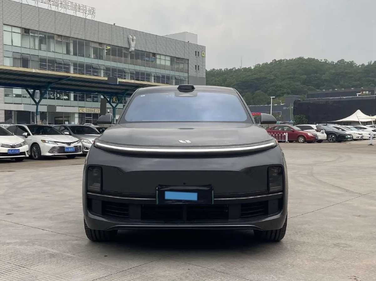 2025 Li L6 Range Extended 154HP L4 REEV,autocango,china used car exporter,china ev exporter,chinese used car exporter,chinese used ev exporter