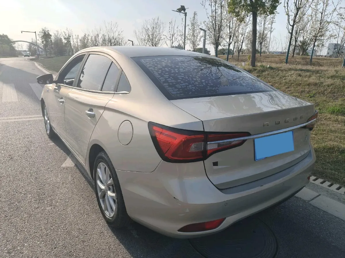 2019 Roewe i5 1.5L 120HP L4 CVT,autocango,china used car exporter,china ev exporter,chinese used car exporter,chinese used ev exporter