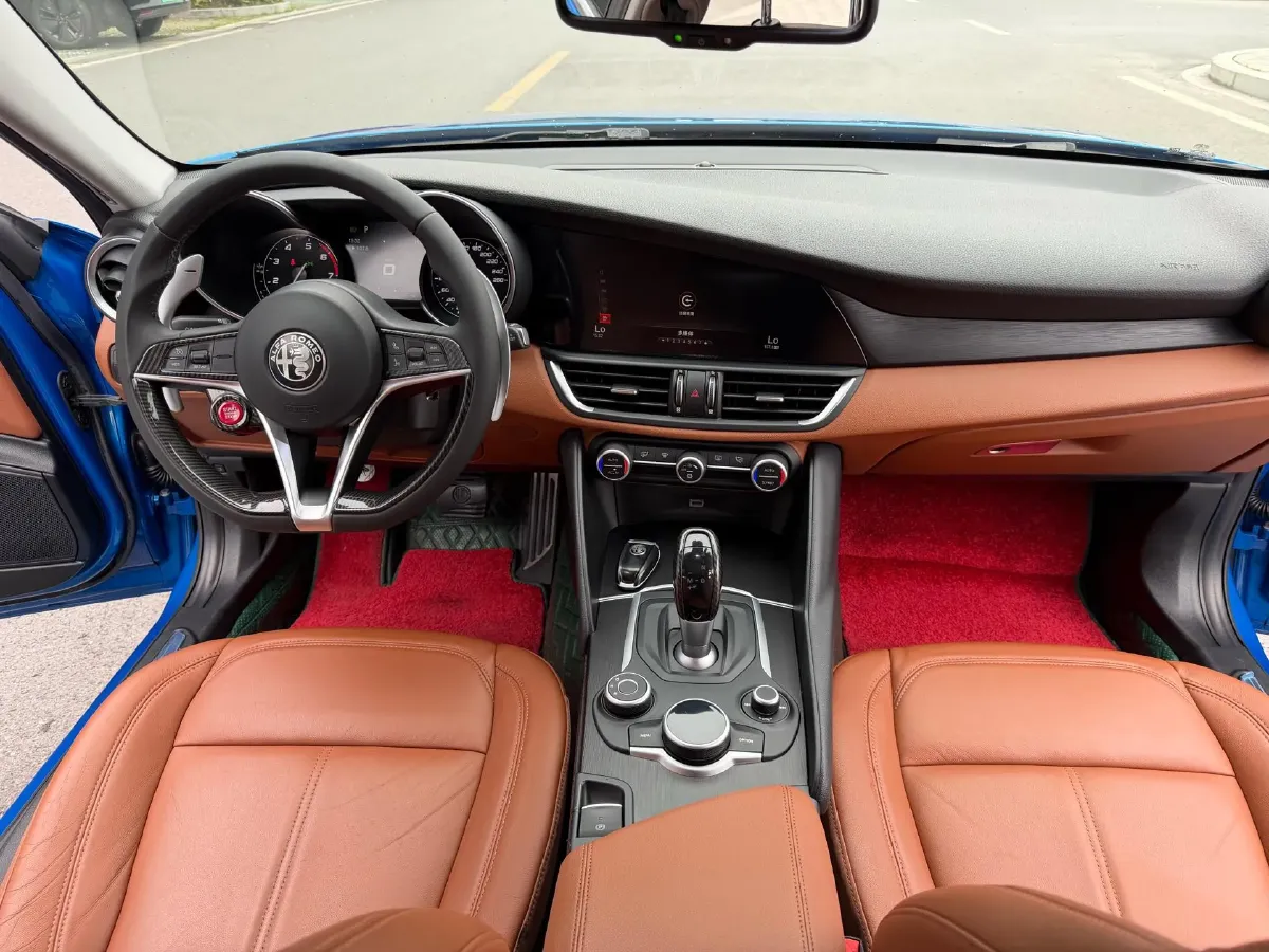 2017 Toyota Highlander 2.0T 220HP L4 6AT,autocango,china used car exporter,china ev exporter,chinese used car exporter,chinese used ev exporter