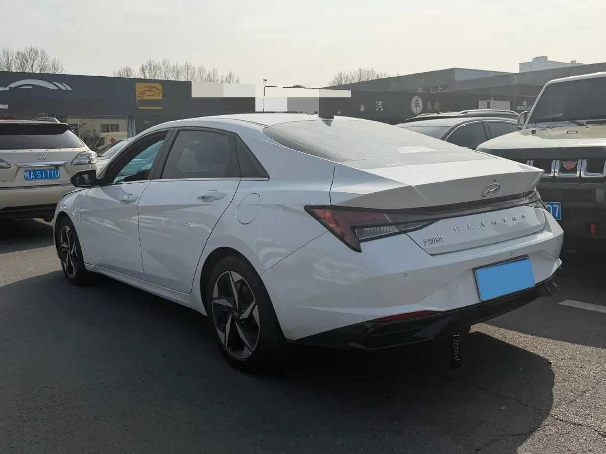 2021 Hyundai Elantra 1.5L 115HP L4 CVT,autocango,china used car exporter,china ev exporter,chinese used car exporter,chinese used ev exporter