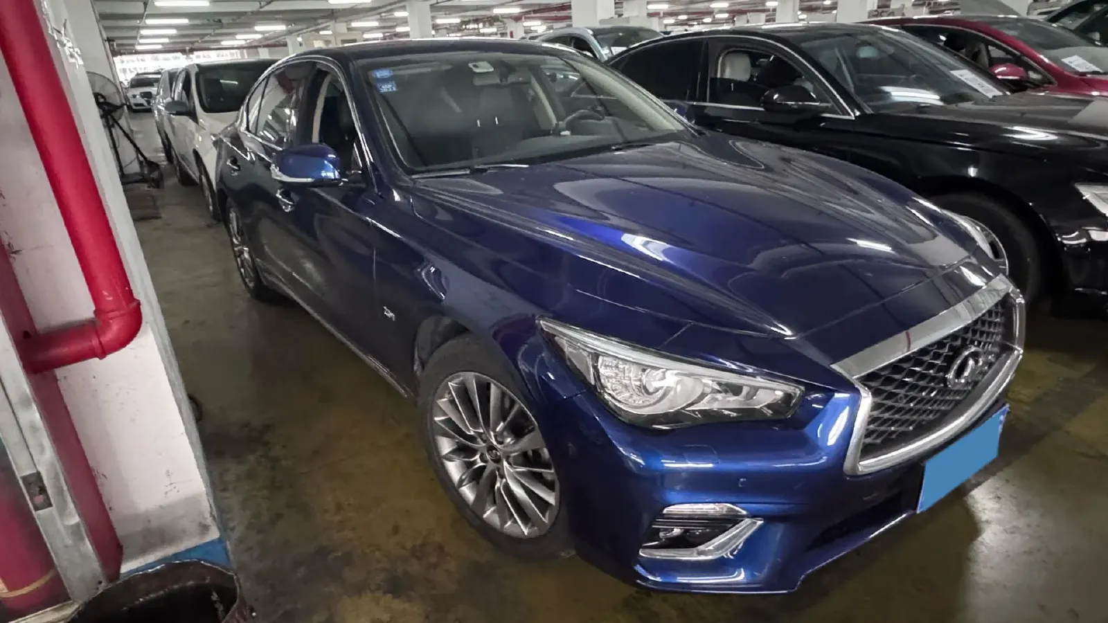 2018 Jeep Grand Commander 2.0T 265HP L4 9AT,autocango,china used car exporter,china ev exporter,chinese used car exporter,chinese used ev exporter