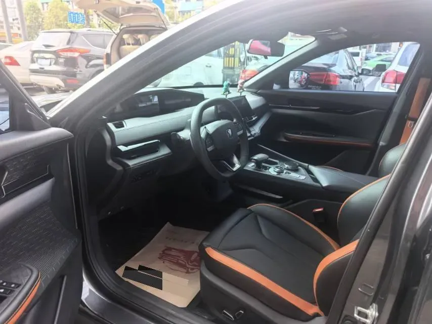 2024 ChangAn UNI-V 1.5T 188HP L4 7DCT,autocango,china used car exporter,china ev exporter,chinese used car exporter,chinese used ev exporter