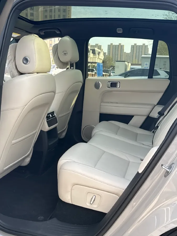 2024 Li L6 Range Extended 154HP L4 REEV 36.8KWH,autocango,china used car exporter,china ev exporter,chinese used car exporter,chinese used ev exporter