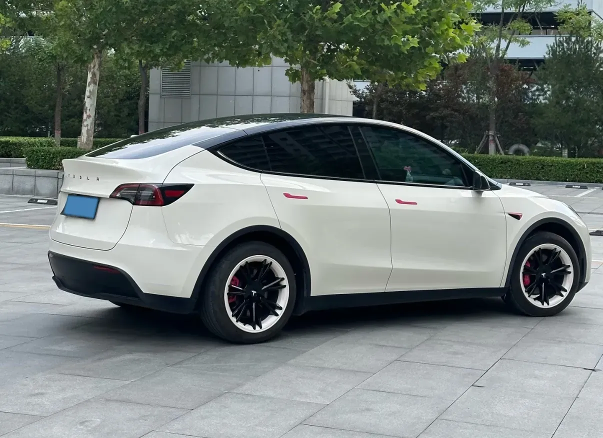2022 Tesla Model Y BEV 60KWH,autocango,china used car exporter,china ev exporter,chinese used car exporter,chinese used ev exporter
