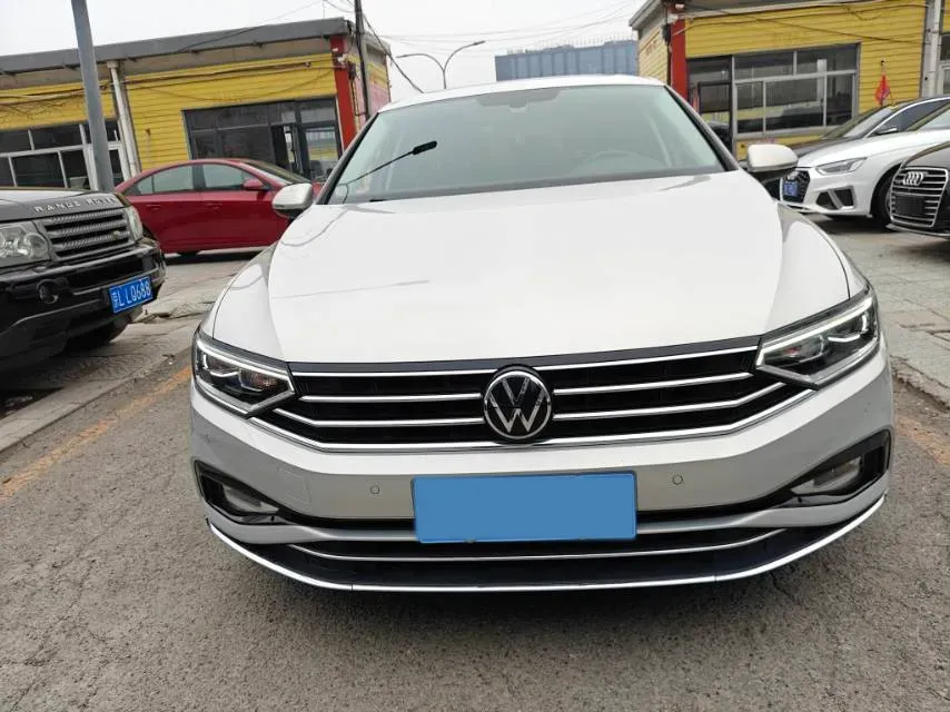 2020 Volkswagen Magotan 2.0T 186HP L4 7DCT,autocango,china used car exporter,china ev exporter,chinese used car exporter,chinese used ev exporter