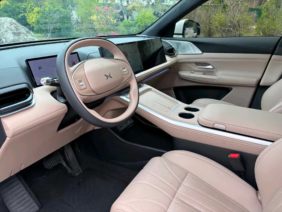 2025 Xpeng G9 BEV 79KWH,autocango,china used car exporter,china ev exporter,chinese used car exporter,chinese used ev exporter