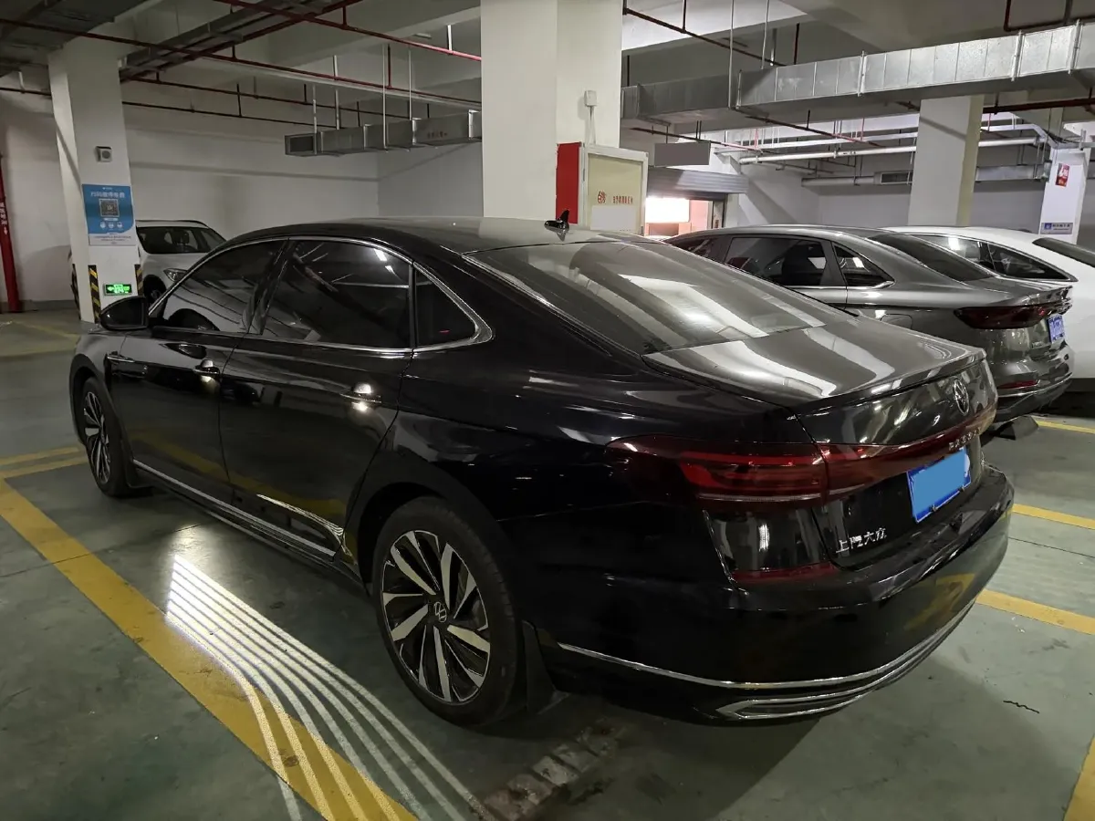 2022 Xpeng P7 BEV 60.2KWH,autocango,china used car exporter,china ev exporter,chinese used car exporter,chinese used ev exporter