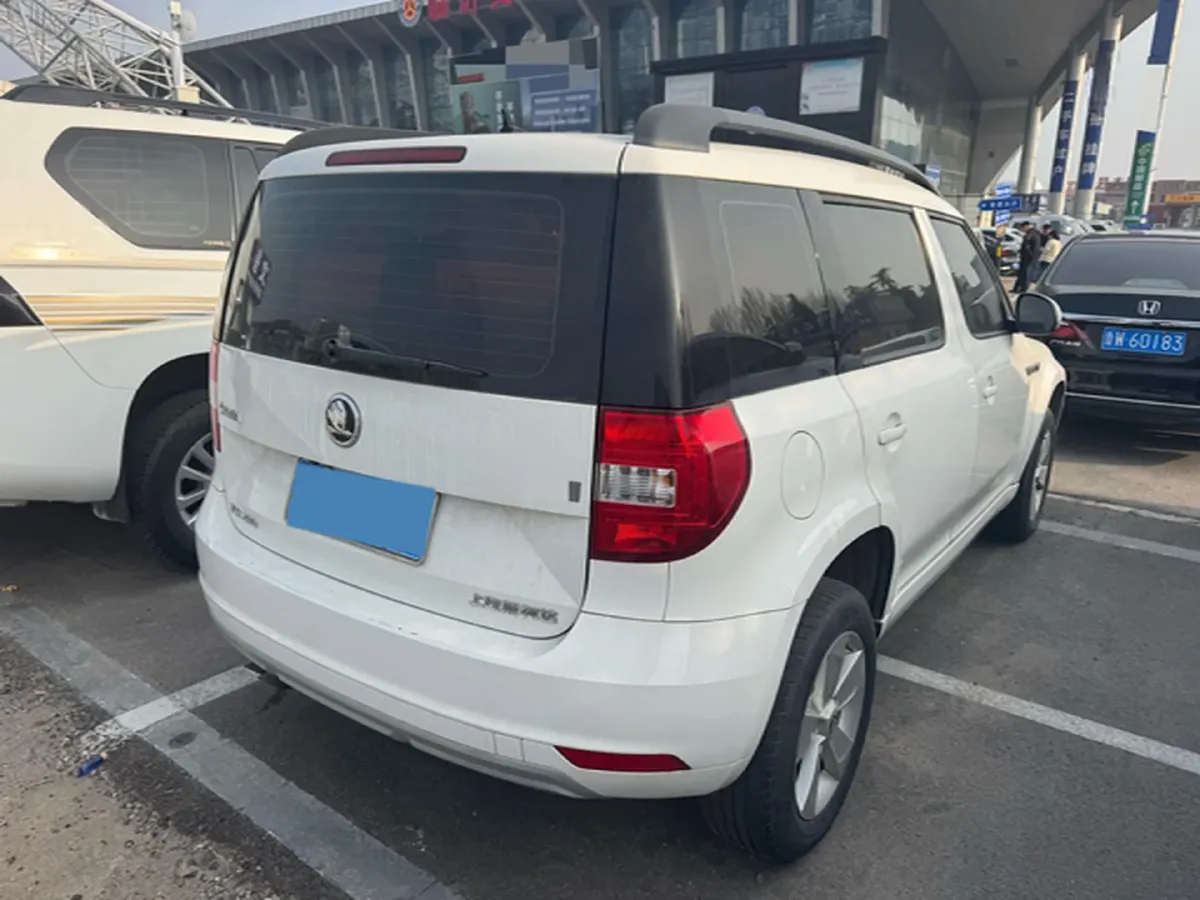2016 Skoda Yeti 1.4T 150HP L4 7DCT,autocango,china used car exporter,china ev exporter,chinese used car exporter,chinese used ev exporter