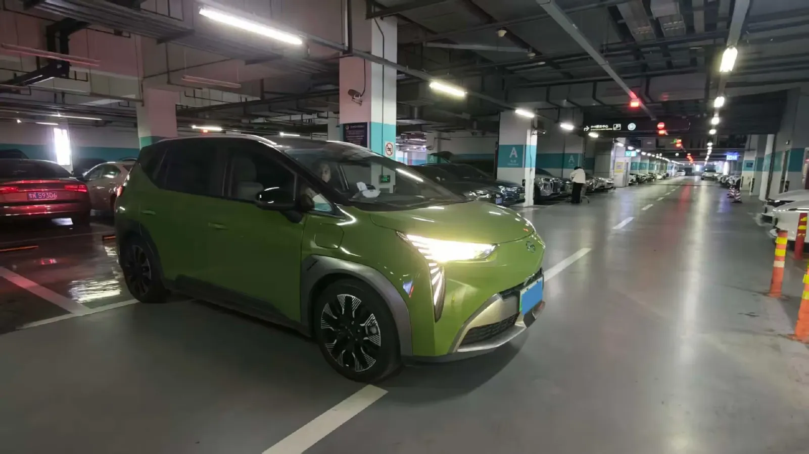 2022 Geely Okavango 1.8T 184HP L4 7DCT,autocango,china used car exporter,china ev exporter,chinese used car exporter,chinese used ev exporter