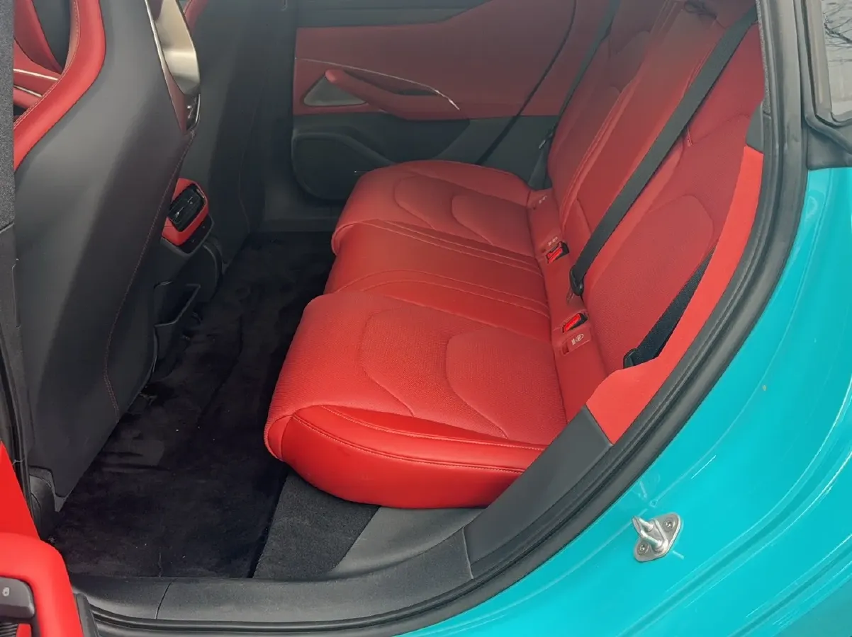 2024 MI SU7 BEV 94.3KWH,autocango,china used car exporter,china ev exporter,chinese used car exporter,chinese used ev exporter