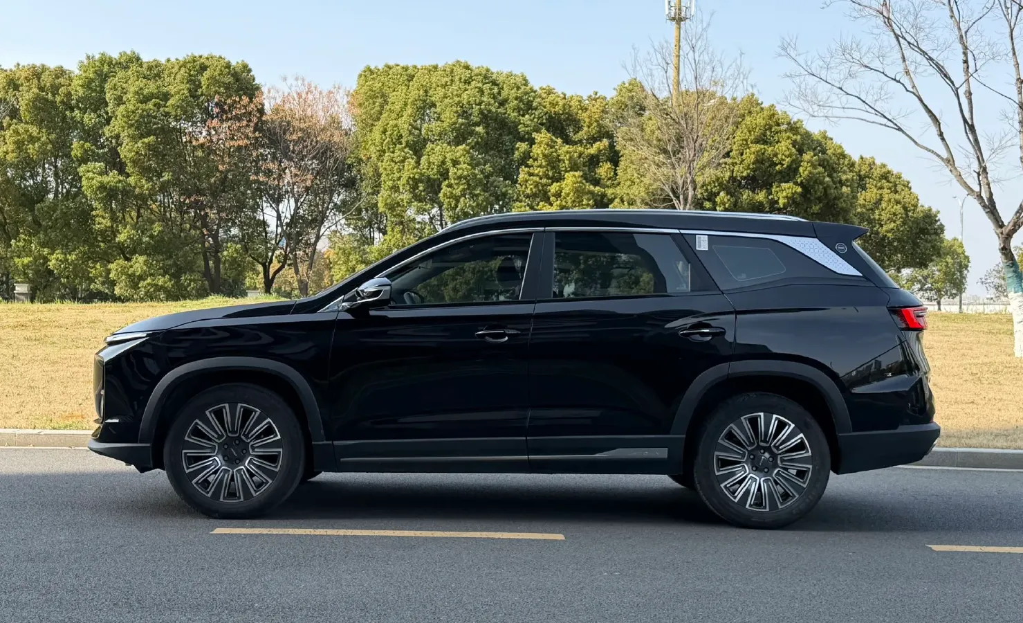 2024 Jetour X90 PRO 1.6T 197HP L4 7DCT,autocango,china used car exporter,china ev exporter,chinese used car exporter,chinese used ev exporter