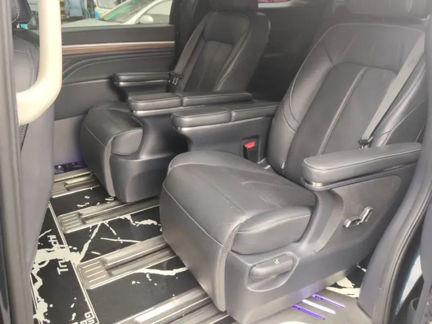 2021 GAC Trumpchi M8 2.0T 252HP L4 8AT,autocango,china used car exporter,china ev exporter,chinese used car exporter,chinese used ev exporter