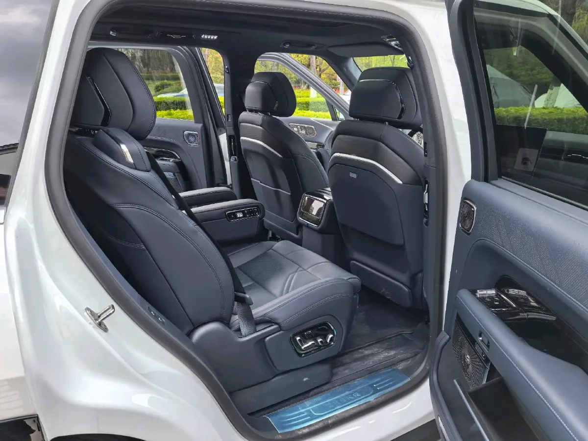 2025 Zeekr 9X 2.0T 279HP L4 1DHT PHEV,autocango,china used car exporter,china ev exporter,chinese used car exporter,chinese used ev exporter