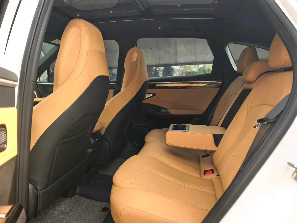 2024 Geely Galaxy L7 1.5T 163HP L4 3DHT PHEV 18.7KWH,autocango,china used car exporter,china ev exporter,chinese used car exporter,chinese used ev exporter