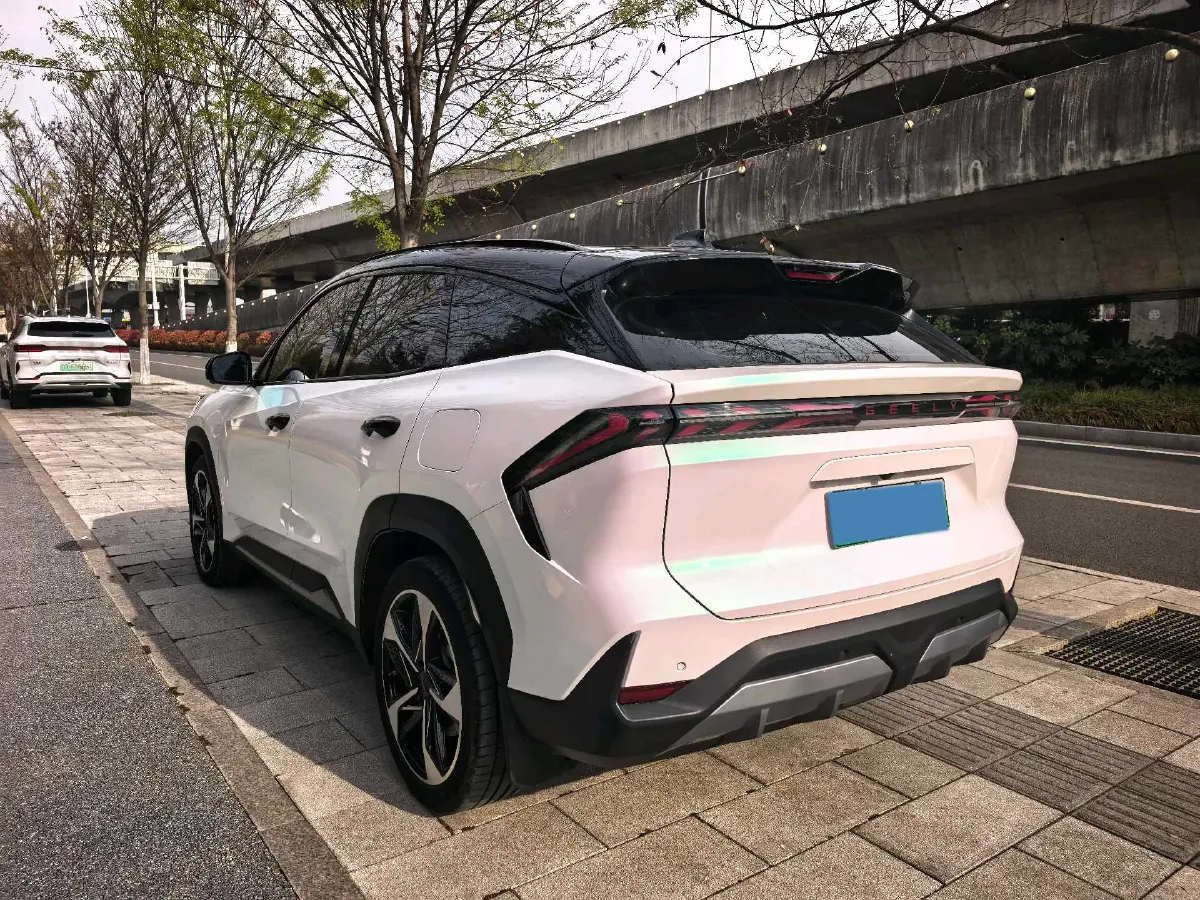 2024 Geely Galaxy L7 1.5T 163HP L4 3DHT PHEV 18.7KWH,autocango,china used car exporter,china ev exporter,chinese used car exporter,chinese used ev exporter