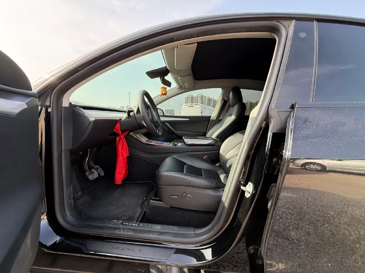 2022 BMW 3 Series 2.0T 184HP L4 8AT,autocango,china used car exporter,china ev exporter,chinese used car exporter,chinese used ev exporter