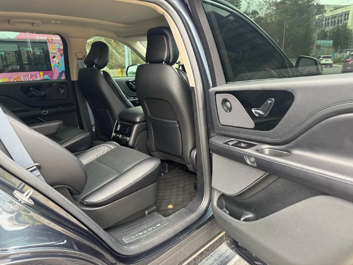 2023 Lincoln Aviator 3.0T 355HP V6 10AT,autocango,china used car exporter,china ev exporter,chinese used car exporter,chinese used ev exporter