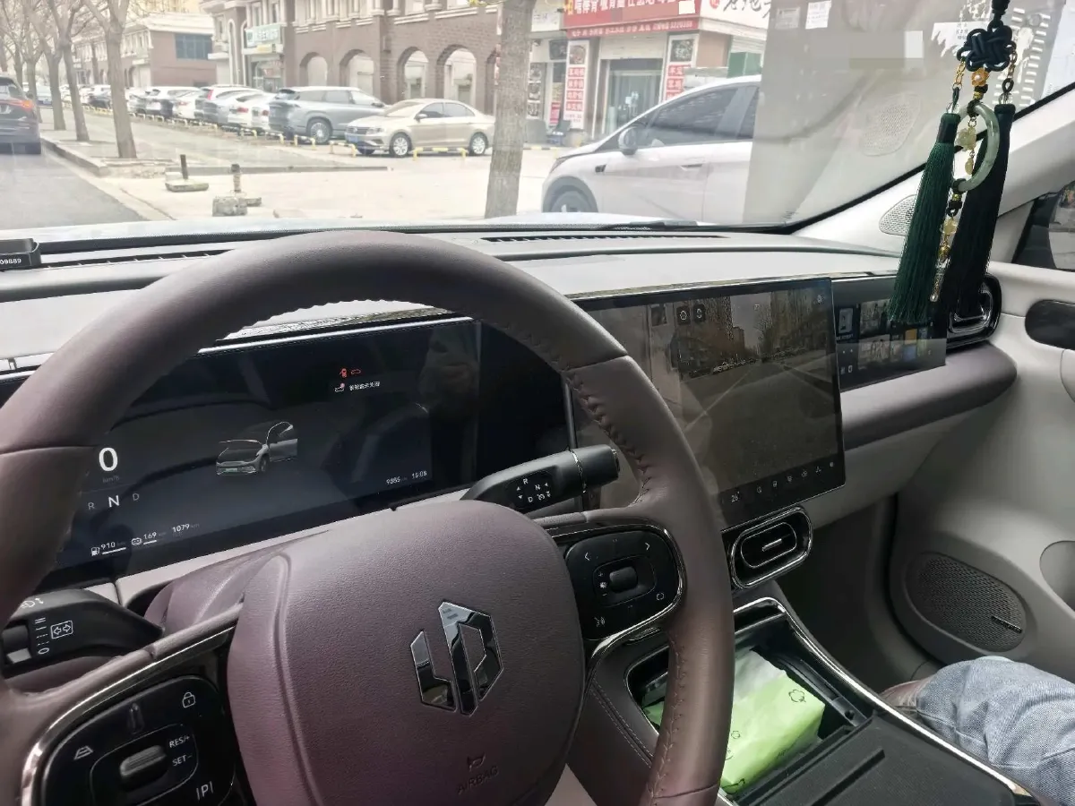 2024 Leapmotor C11 1.5L 95HP L4 REEV 43.74KWH,autocango,china used car exporter,china ev exporter,chinese used car exporter,chinese used ev exporter