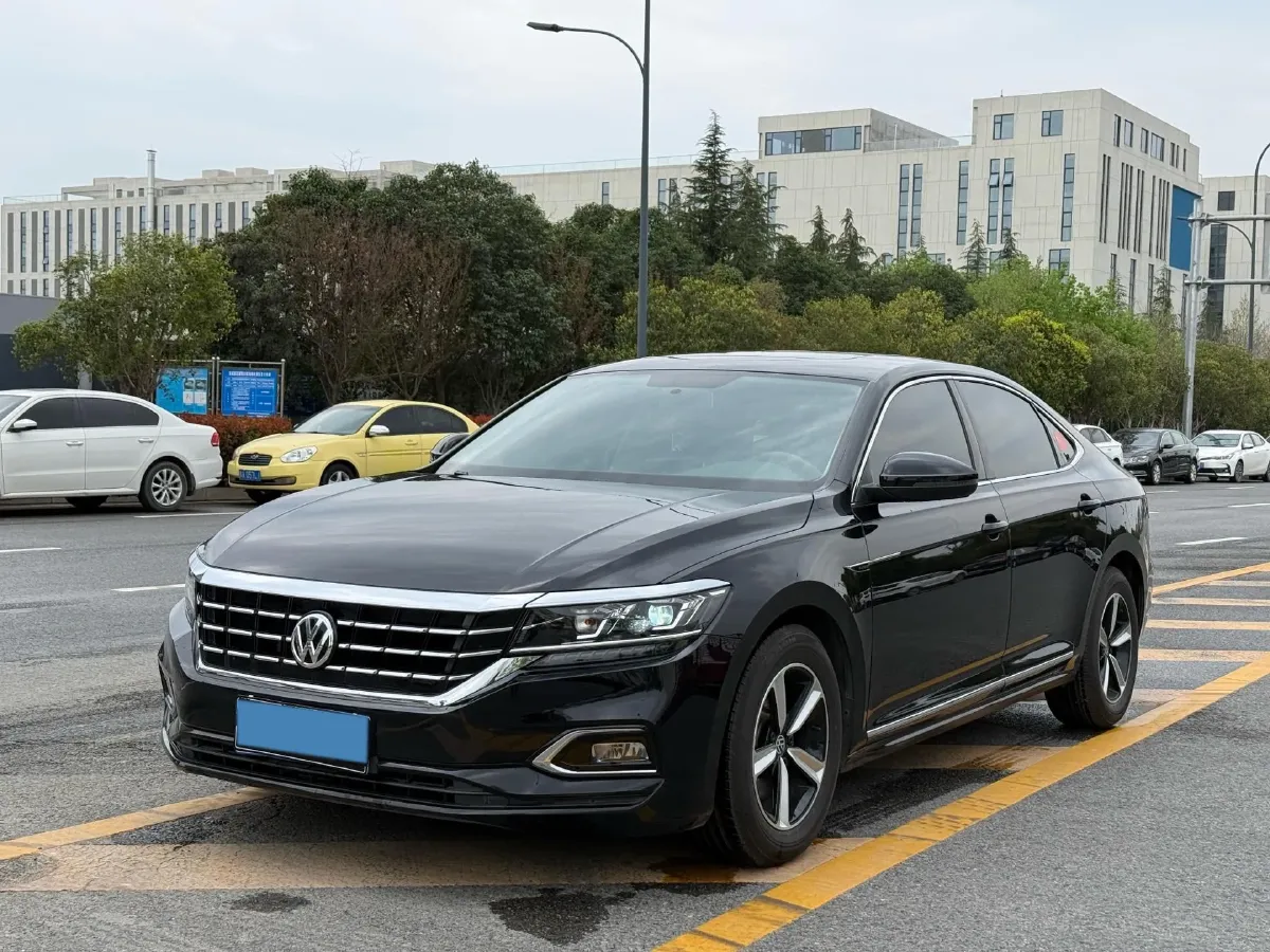 2020 Volkswagen Passat 1.4T 150HP L4 7DCT,autocango,china used car exporter,china ev exporter,chinese used car exporter,chinese used ev exporter