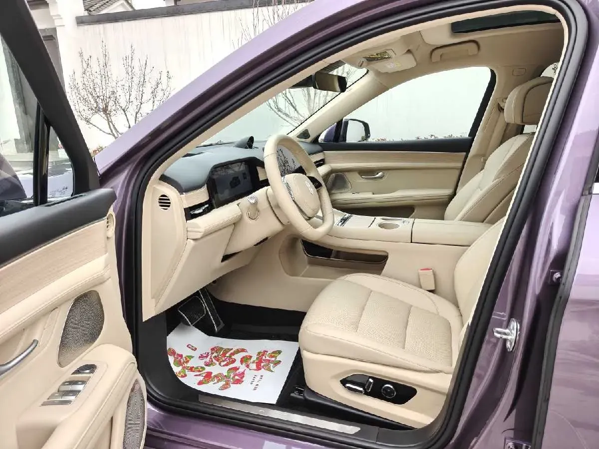 2025 AITO AITO M5 1.5T 152HP L4 REEV 42KWH,autocango,china used car exporter,china ev exporter,chinese used car exporter,chinese used ev exporter