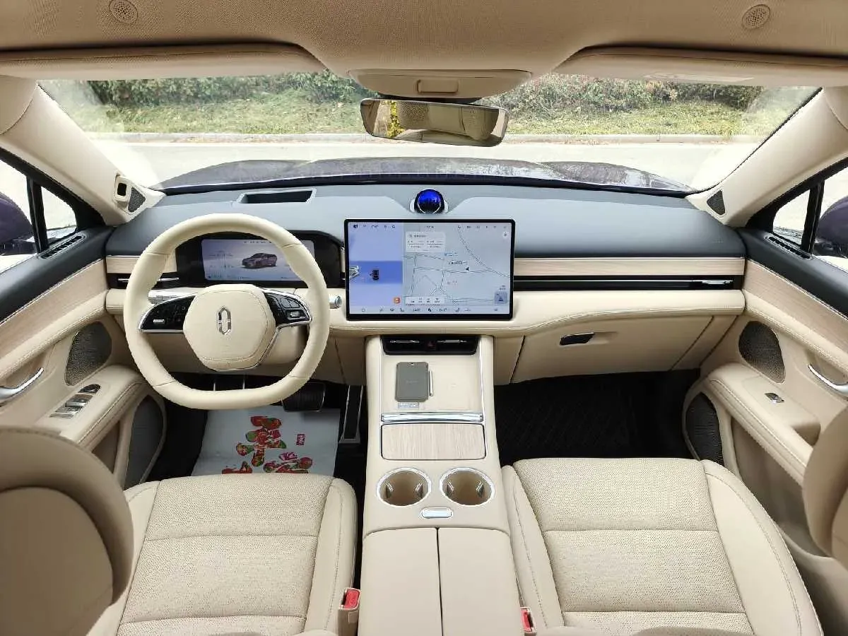 2025 AITO AITO M5 1.5T 152HP L4 REEV 42KWH,autocango,china used car exporter,china ev exporter,chinese used car exporter,chinese used ev exporter