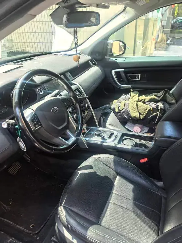 2019 Land Rover Discovery Sport 2.0T 241HP L4 9AT,autocango,china used car exporter,china ev exporter,chinese used car exporter,chinese used ev exporter