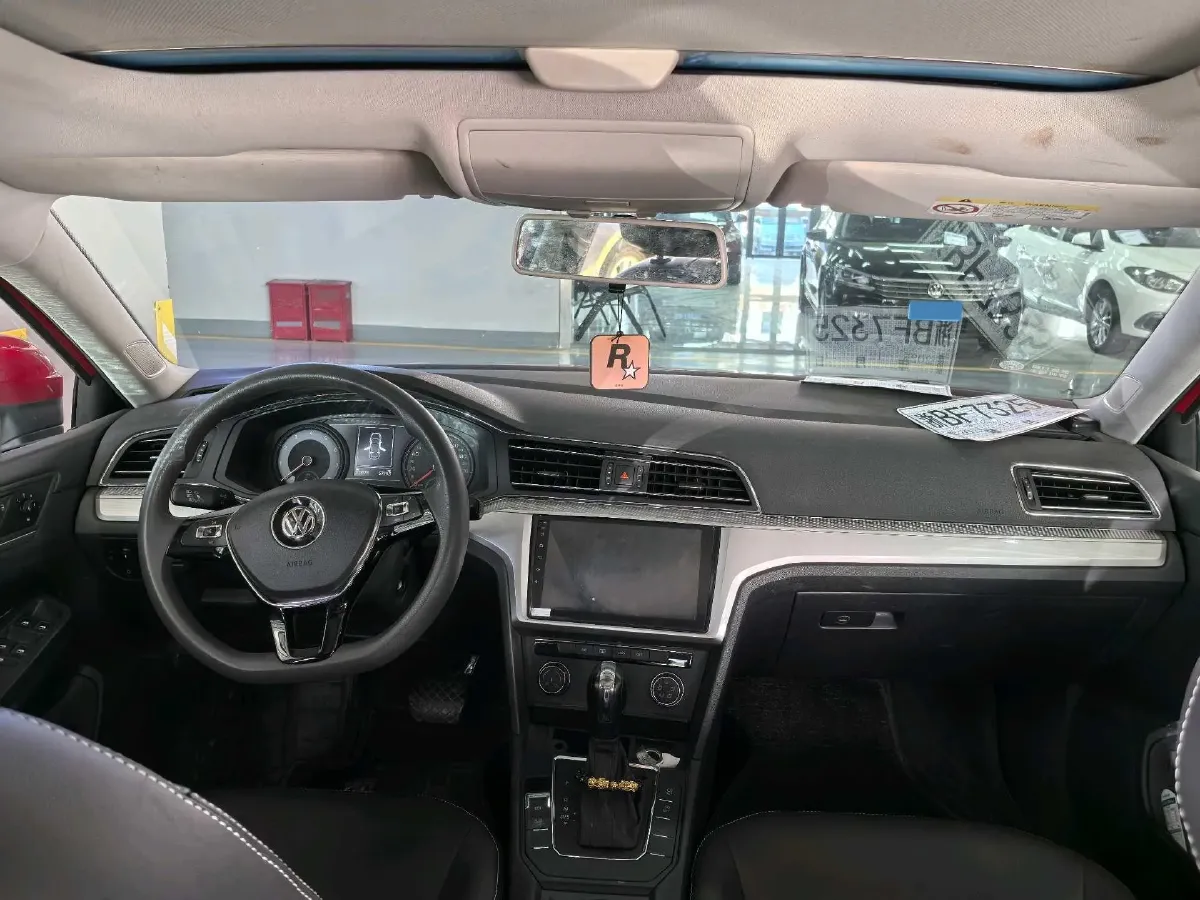 2019 Volkswagen T-Cross 1.4T 150HP L4 7DCT,autocango,china used car exporter,china ev exporter,chinese used car exporter,chinese used ev exporter